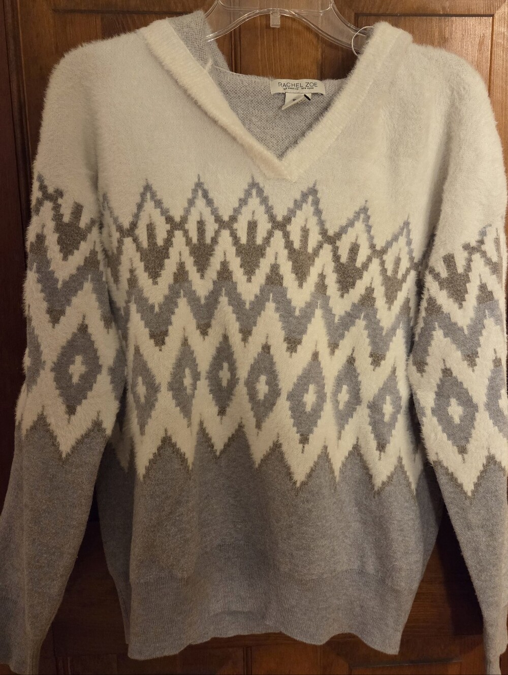 Rachel Zoe Fuzzy Knit V-Neck Sweater Geometric Diamond Pattern Cream Gray, M